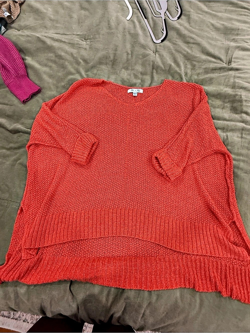 She + Sky Orange V-Neck Sweater Like New